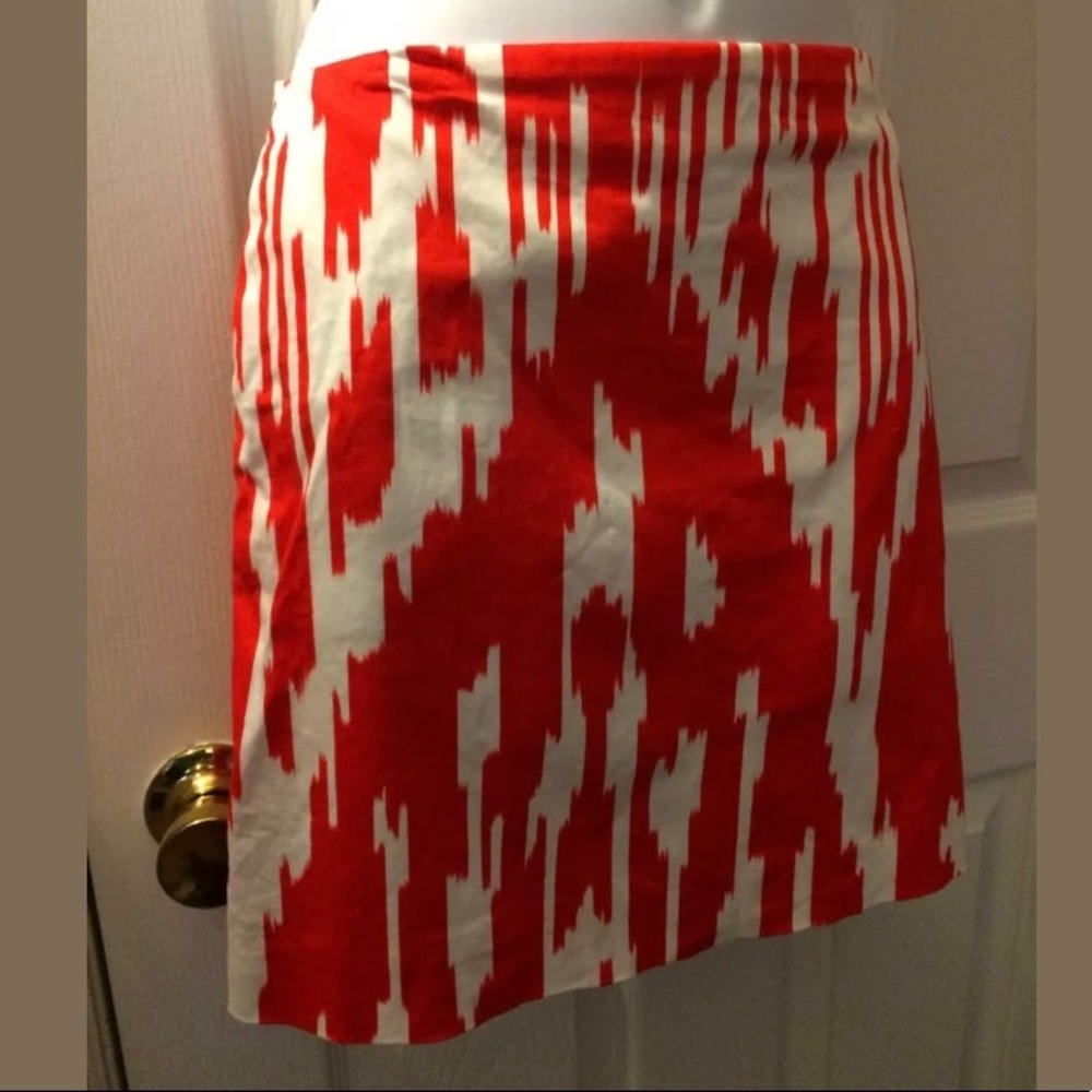 J. CREW Postage Stamp mini skirt Exposed Zip Red white ikat print preppy Beach